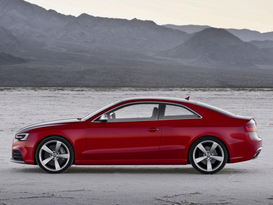  Audi RS5 Coupe 2012 года  (WW) (фото 16 из 85)